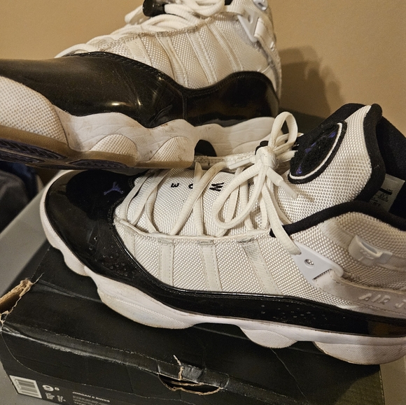 Jordan 6 Rings - Picture 5 of 5